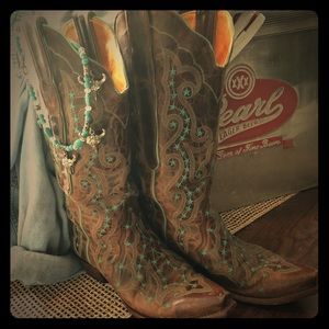 Old gringo brown and turquoise star boots 8.5